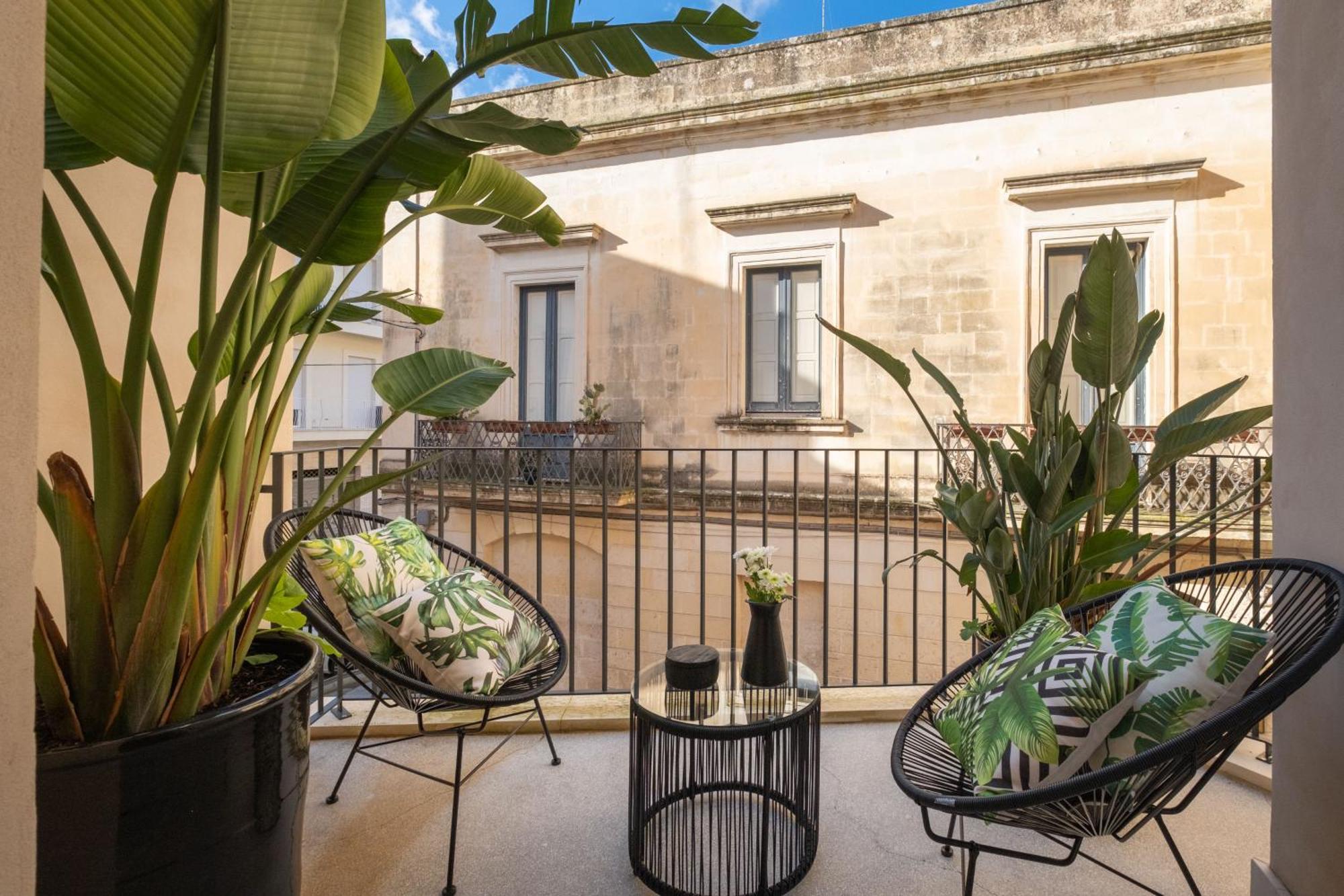 Palazzo Paisiello - Luxury Rooms Lecce Exterior photo